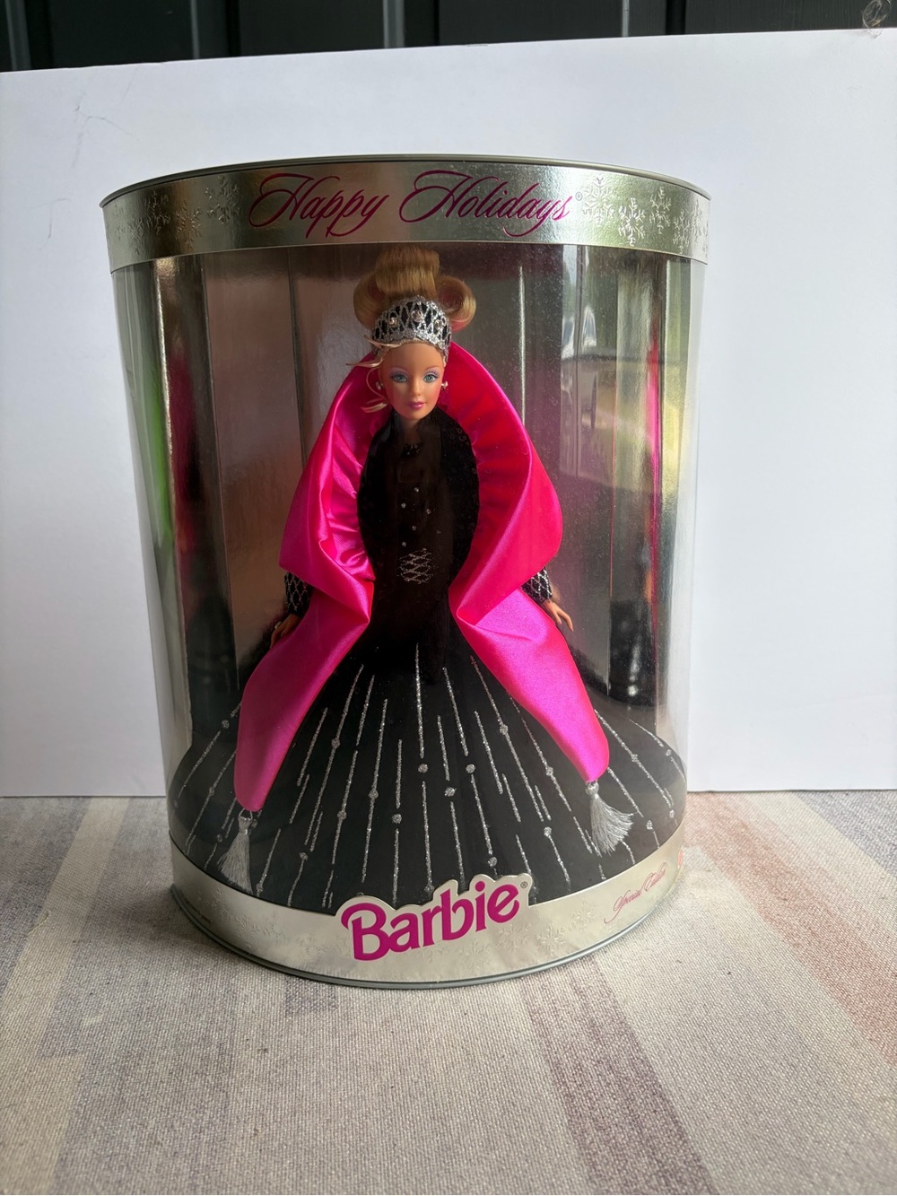 Vintage 1998 happy holiday Barbie. Never opened.